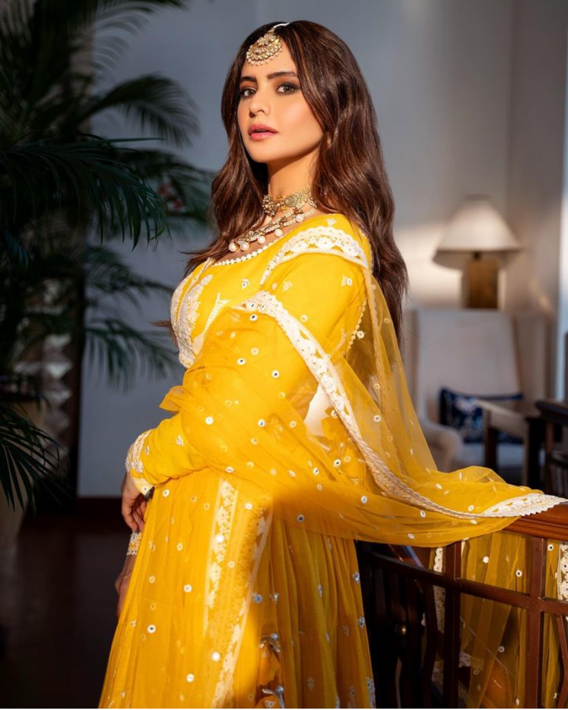 Aamna Sharif